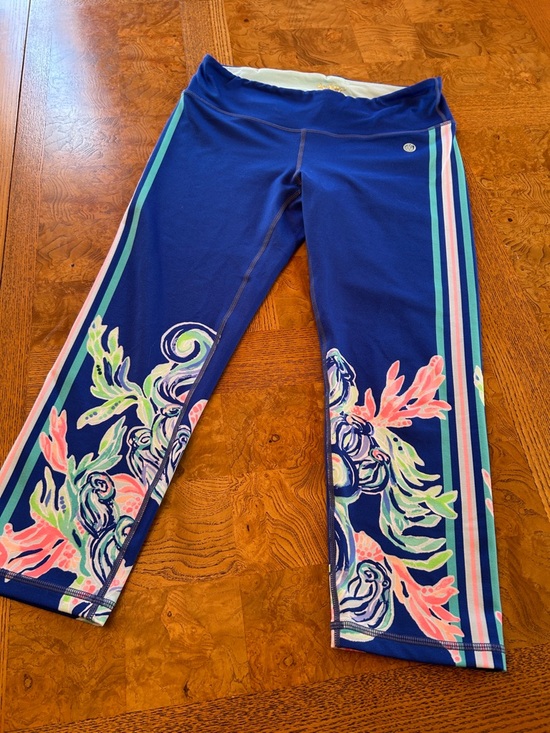 Lilly Pulitzer Pants - Lilly Pulitzer Blue Floral-Print Cropped Leggings